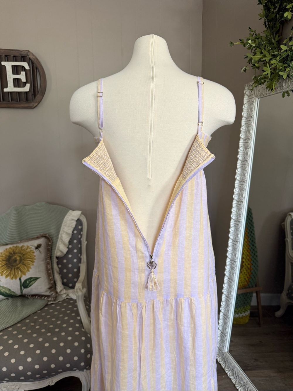 Lilly Pulitzer • Javanne Linen Maxi Dress - Picture 11 of 16